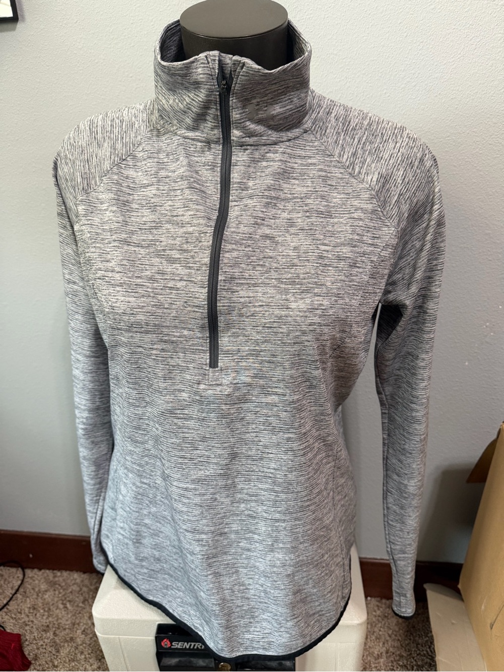 Under Armour Gray Half-Zip Long-Sleeve Women's Top